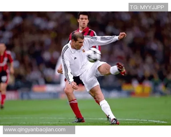 中前卫足球明星盘点及其在足球历史上的影响力分析 中前卫足球明星盘点及其在足球历史上的影响力分析